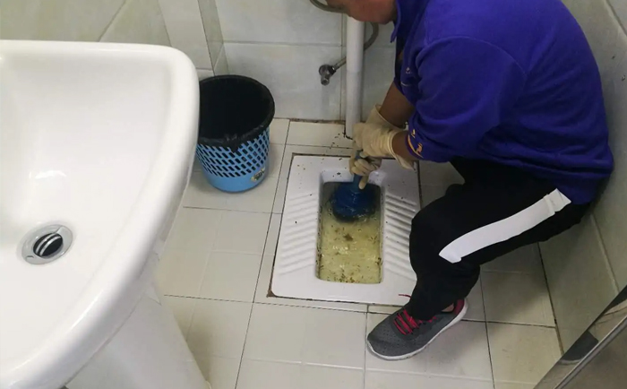 托里疏通蹲坑